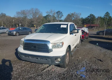 2008 Toyota Tundra Base V6 z USA, uszkodzony, nr VIN 5TFRU54168X008814